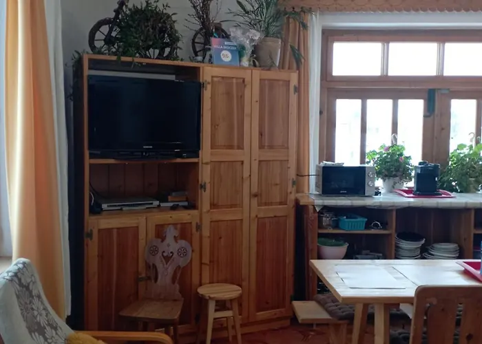 A3Apartament 2 Pokojowy Aneks Kuchenny 2 Lazienki Wlasne Na Korytarzu Villa Jumper Pobyt Na Termach Dla 2 Osob Gratis